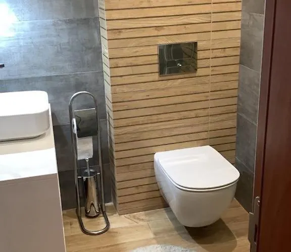 2 Bed In * 班斯科